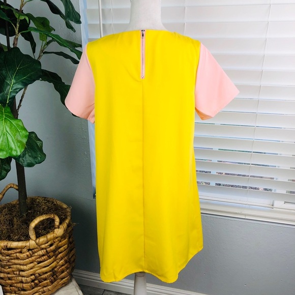 NWOT COLORFUL SHORT SLEEVE LOOSE FITTED DRESS - Picture 3 of 8